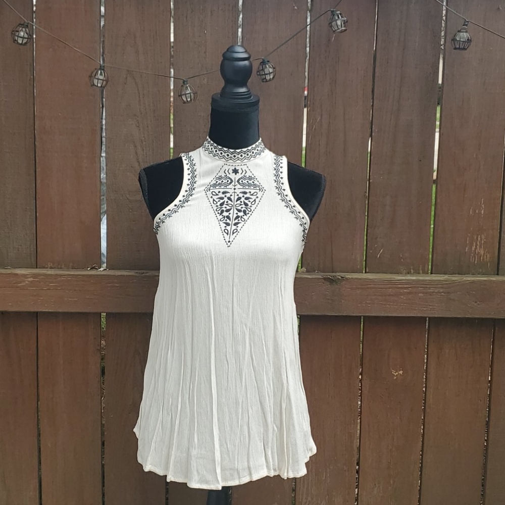 Mossimo high neck top